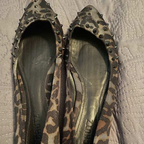 SCHUTZ- Black/Grey Leopard Print Studded Flats -10B - Picture 5 of 8
